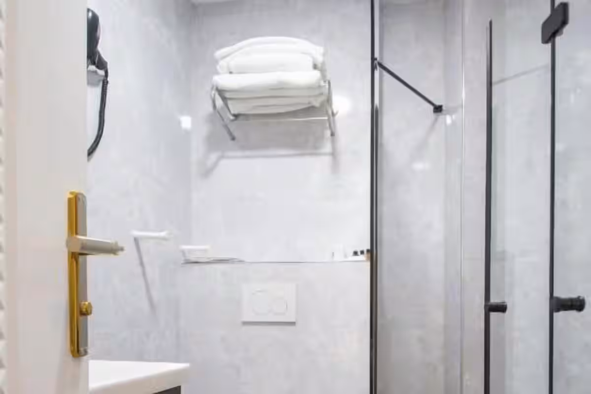 City room at Turna Hotel, photo 7