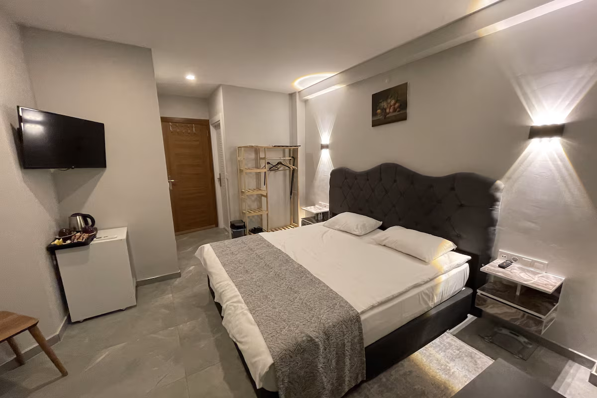 Superior room at Turna Hotel, photo 4